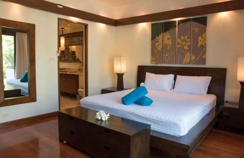 Hua Thanon Villa | 4br Beach Villa Private Pool & Jacuzzi