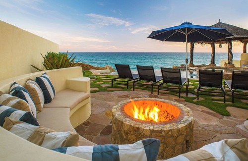 Buzzards Villa | 4BR Beachfront Family Villa & Beach Club!