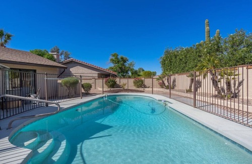 McCormick Ranch Apartment | 4BR Charming Scottsdale Home w/Private Pool