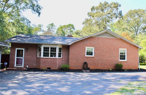 Clemson House | 4BR Clemson Retreat:Safe, Quiet Street Near Campus & Parks