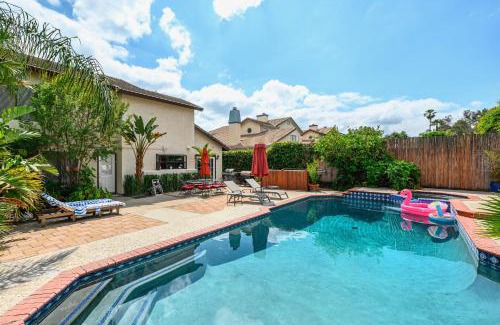 Lake Elsinore House | 4BR, Heated Pool & SPA, Mini Golf ,Kids Playhouse,Fire PIt