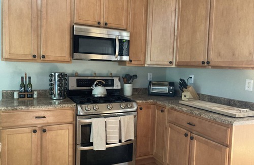 Saratoga Springs House | 4BR home just 4mi to downtown Saratoga and Racecourse
