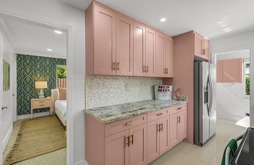 Wilton Manors House | 4BR Oasis Pool Putting Green