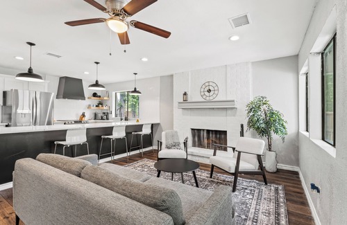 Bedford House | 4BR+Ping Pong+2500 sq ft