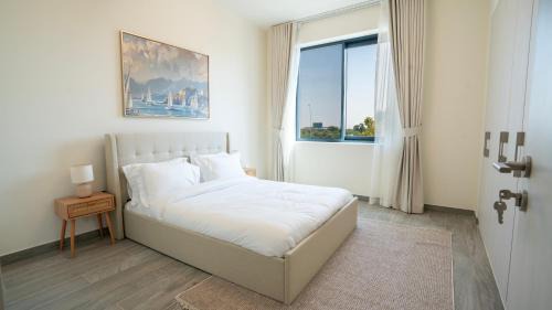 Abu Dhabi House | 4br Spacious Villa Backyard