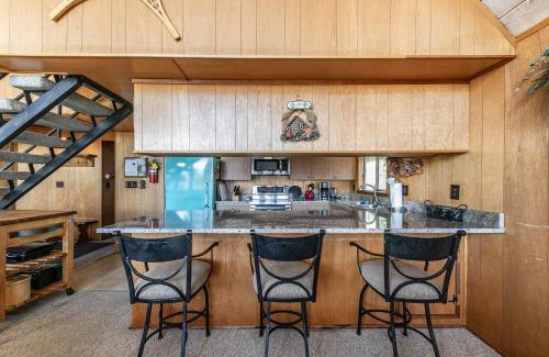 Lake Forest House | 4BR Tahoe Retreat in Prime Location
