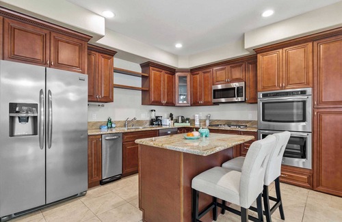 El Rancho House | 4BR Townhouse in Serene|Gated Community|Fully Furnish|Garage Access #42081