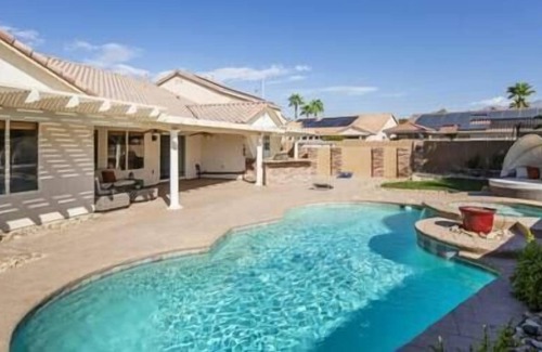 North Las Vegas House | ❤️4BR Vegas Oasis w Pool, Spa, Outdoor Kitchen!