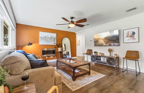 Fort Walton Beach House | 4BR w Private Pool & Fire Pit - 2 MI To Beach