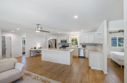 Wahiawa House | 4BR Wahiawa - Upto 8, WiFi, AC + Beach, Surf, Hike