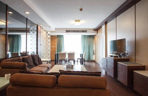 Khlong Toei Nuea Apartment | 4C-Short-term rental allowed-2BRs Downtown Bangkok