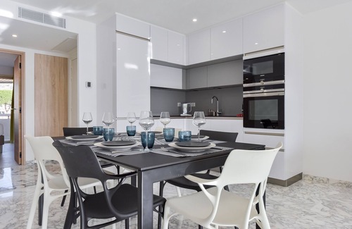 Pointe Croisette Apartment | 4P Apartment with Terrace, Sea View, and Pool
