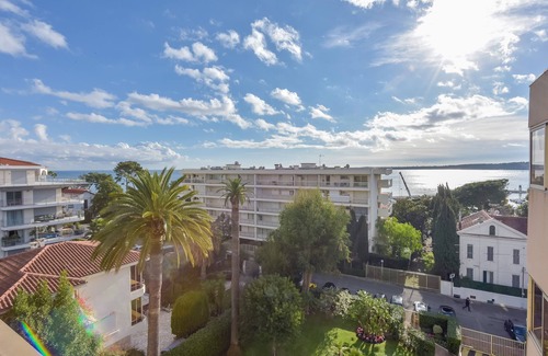 Pointe Croisette Apartment | 4P Apartment with Terrace, Sea View, and Pool