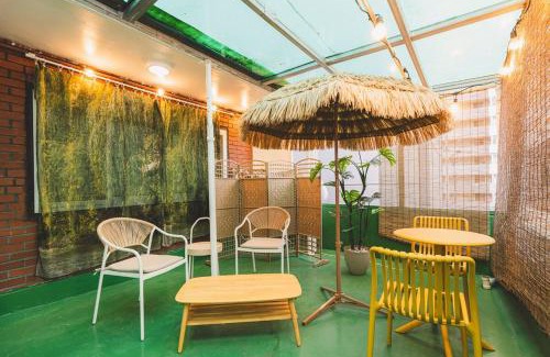 Cheonho-dong Apartment | 4people,2beds 2rooms, STAY SOGONGD, 3mins walk from Gangdong Station, Lotte World, KSPO Dome