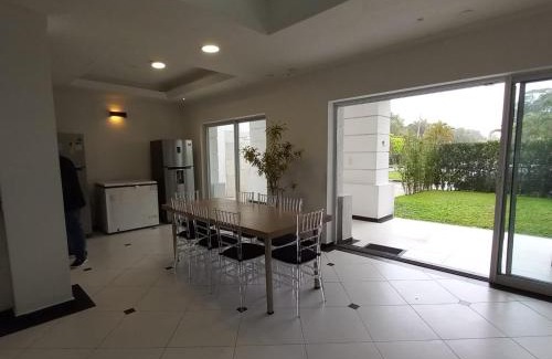 Guarutuba House | 4suites arcond wifi600meg cond fech prox praia