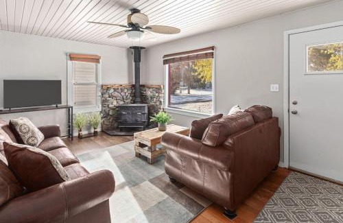 Columbia Falls House | 4th Ave Hideaway - Cozy home with spacious yard
