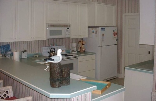 Navarre Beach Condo | 4th Floor ~ Coastal Design, Walk In Shower! Open Sept 20 - Oct 3 ~ Discounted!