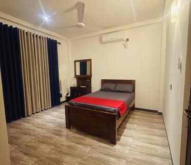 Nuwaragam Palatha Central House | 4th Mile Resort