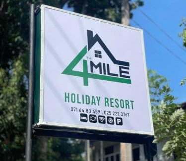 Nuwaragam Palatha Central House | 4th Mile Resort