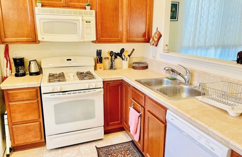 Northwest Reno House | 4TVs/6Beds/Pet OK/Sleeps 10