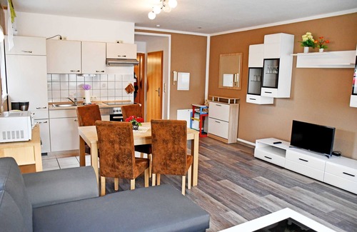 Lancken-Granitz Apartment | 5.1. Ferienwohnung Gelber Richard - Ferienwohnungen zum Neuensiener See