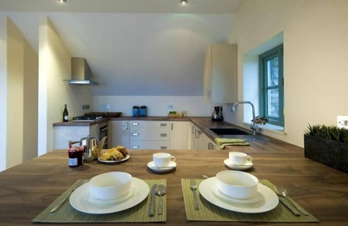 Pistyll Apartment | 5* 3 bedroom stone cottage configured for upside down living