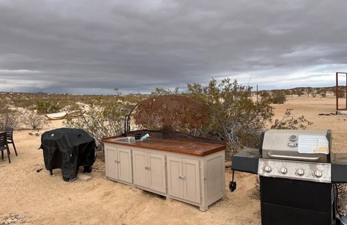 Twentynine Palms House | 5 acre Desert Getaway