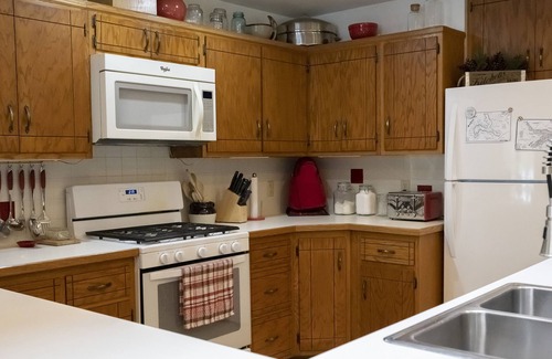 Brainerd House | 5 BDRM lake home & cabin on Camp Lake, great fishing, 4 mi west of Mille Lacs.