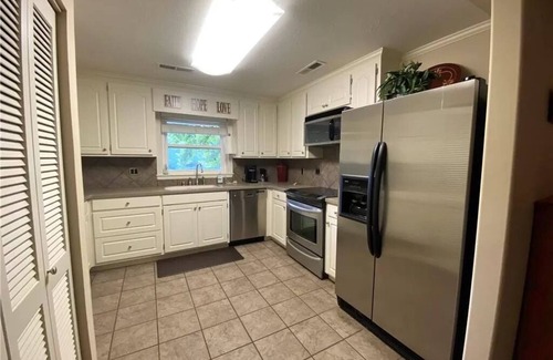 Oconee County House | 5 bdrm Lakefront Home-private lake! Accommodates 2-15 guests, great fishing too.