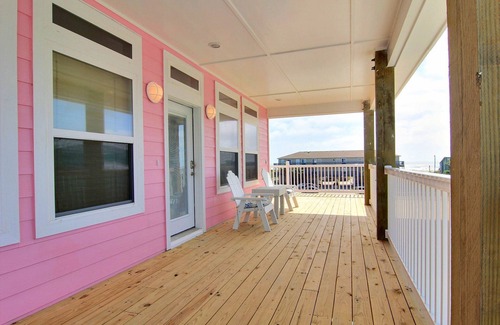 Port Aransas House | 5 bed /4 bath home with ocean views in Sand Point 2 Masters Sleeps 14