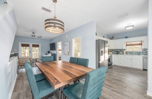 Morgantown House | 5 BED/5 BATH BEACH HOME!⭐️PRIVATE HEATED POOL!⭐️SLEEPS 16⭐️WALK TO THE BEACH!