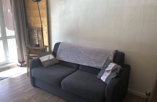 Metabief Apartment | 5-bed apartment at the foot of the slopes, ski room, parking, view of the slopes