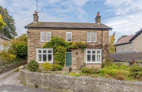 Bakewell House | 5 Bed in Bakewell 76635