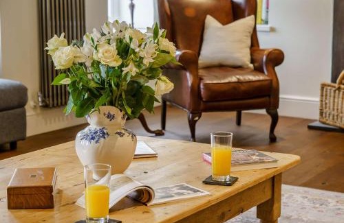 Crickhowell House | 5 Bed in Crickhowell 90053