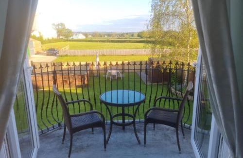 Meare House | 5 Bed in Glastonbury 91657