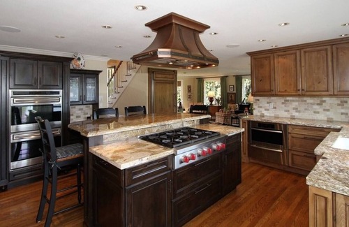 Bonney Lake House | 5-bed Lakefront near Tacoma Seattle