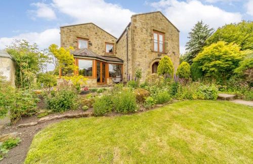 Lanchester House | 5 bed property in Durham 85257