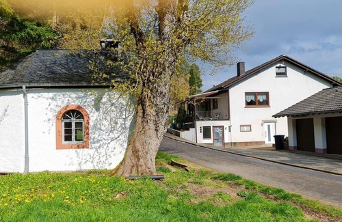 Nohn Apartment | 5-bed vacation apartment Ahbach - Ferienwohnungen Nohner Mühle