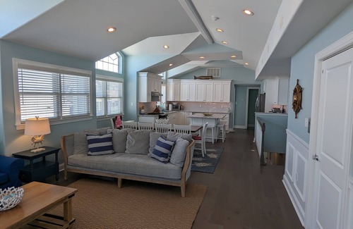 Townsend's Inlet House | 5 bedroom, 4.5 bath townhome that sleeps 12