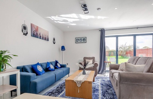East Grinstead Cottage | 5 bedroom accommodation in East Grinstead