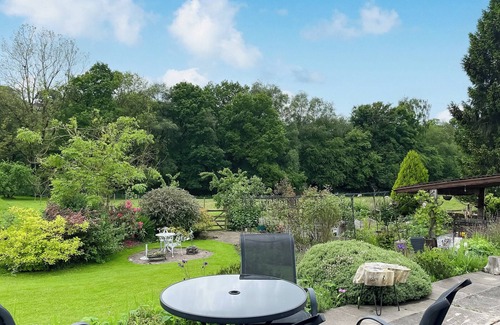 Rushton Spencer Cottage | 5 bedroom accommodation in Rushton Spencer, near Leek