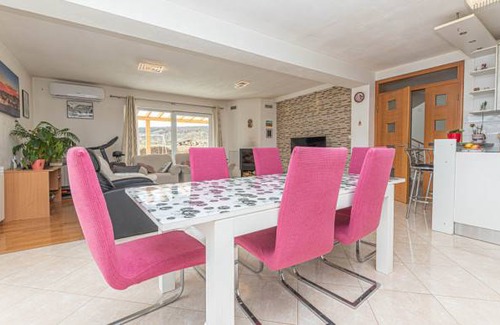 Ruzic House | 5 bedroom accommodation in Ruzic