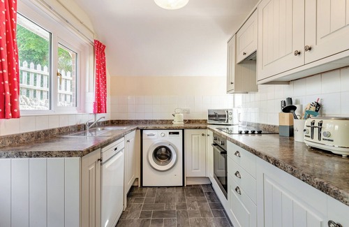 West Lulworth Cottage | 5 bedroom accommodation in West Lulworth, near Swanage