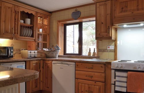 Woodend Cottage | 5 bedroom accommodation in Duthil, near Aviemore