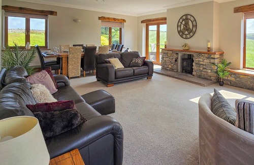 Kendal Cottage | 5 bedroom accommodation in Halfpenny, near Kendal
