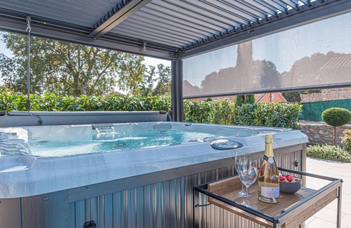 Drnis House | 5 bedroom accommodation in Drnis
