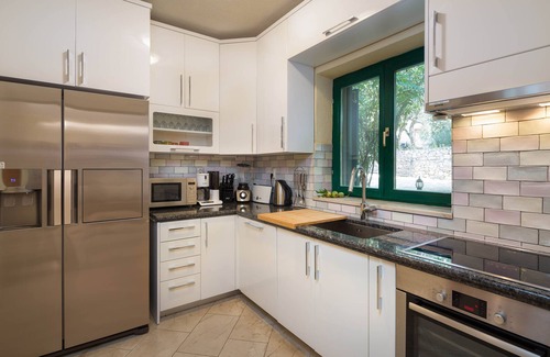 Orebic Villa | 5 bedroom Beach Front villa on Peljesac. Stunning beach.1st ROW. AMERICAN OWNER