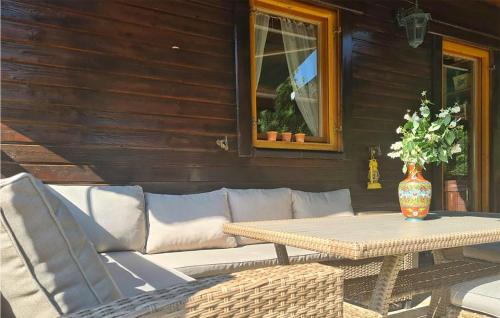 Sertic Poljana House | 5 Bedroom Cozy Home In Sertic Poljana