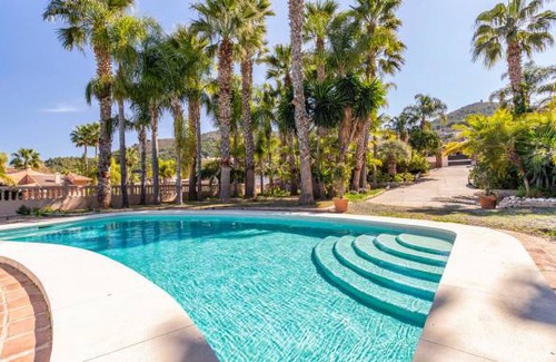 Pinos de Alhaurin House | 5 bedroom accommodation in Alhaurín de la Torre