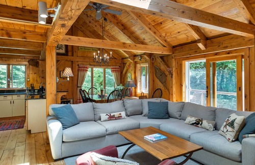 Ludlow Cabin | 5 Bedroom Family Home on Okemo with A.C. mini-splits for the Summer Season
